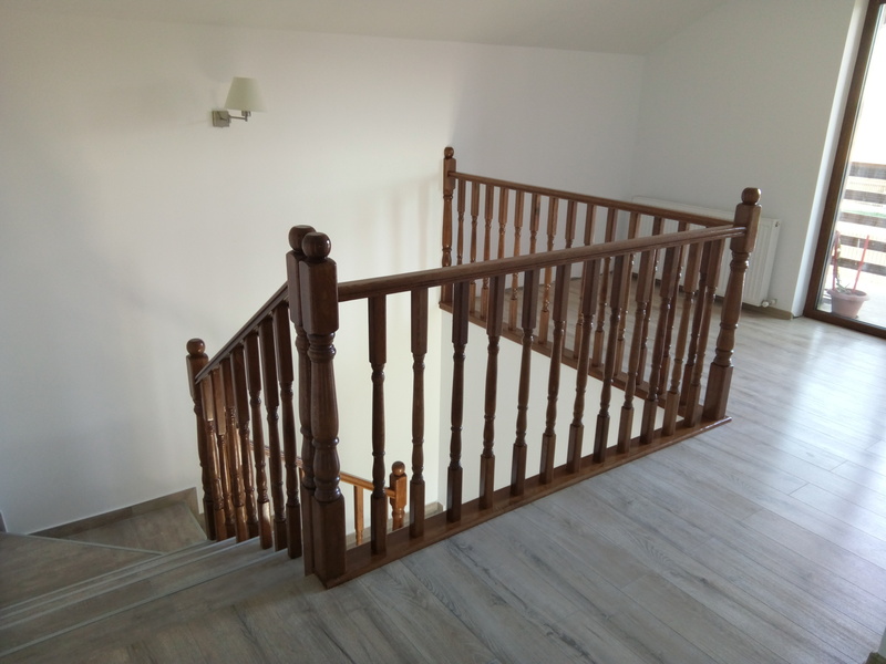 modele-balustrade-lemn-interior-(3)