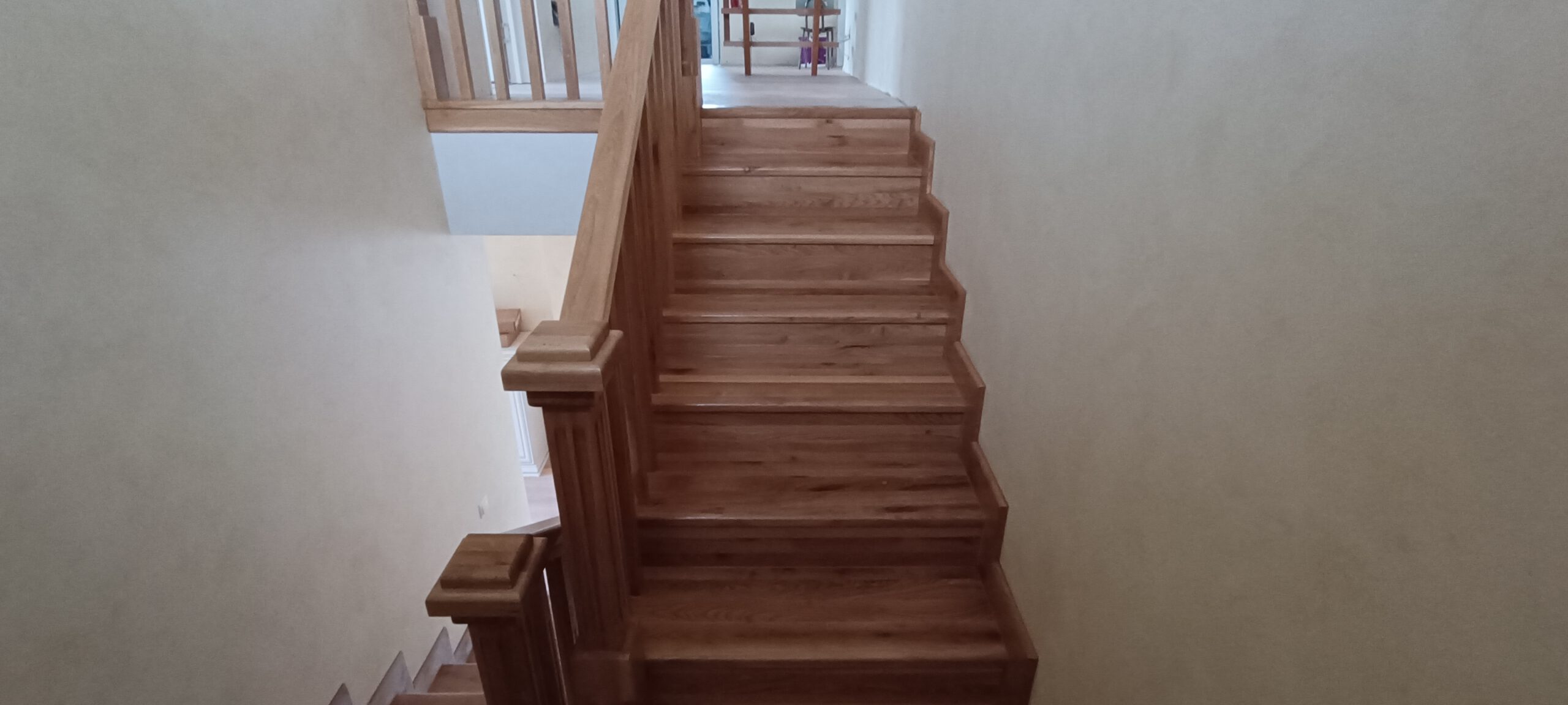 scari din lemn vaslui (10)